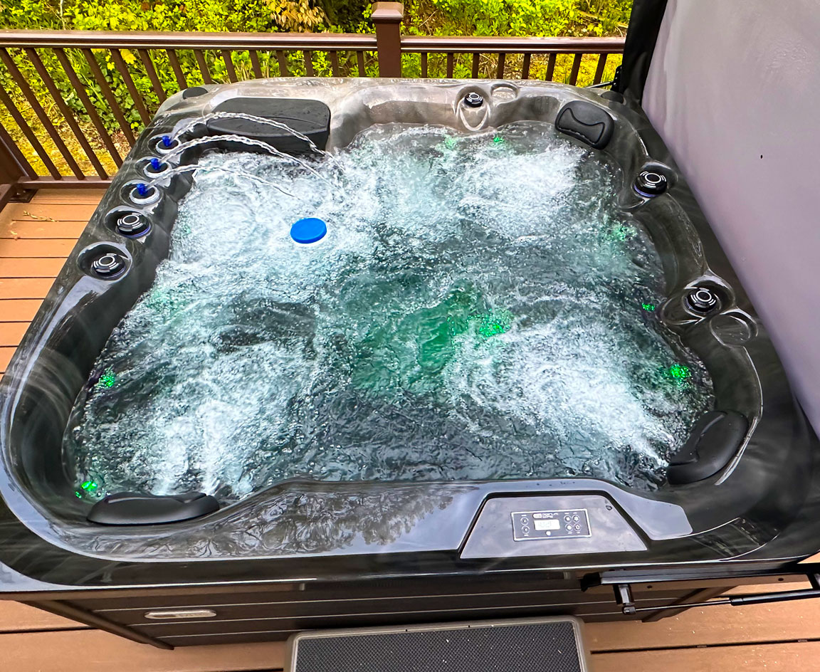 hot tub with lights